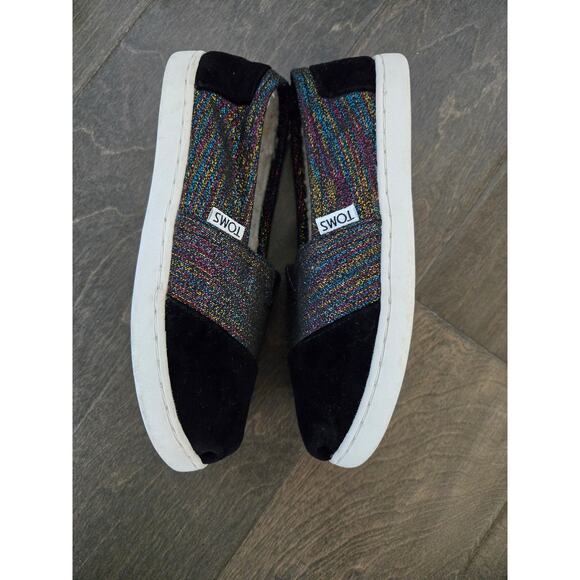 TOMS Classics Metallic Velvet Flats Girls Black Size 2 - Picture 3 of 6